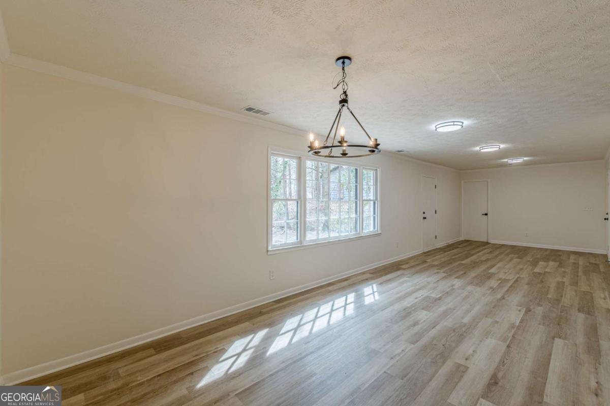 7498 Helms Court Jonesboro - Photo 29