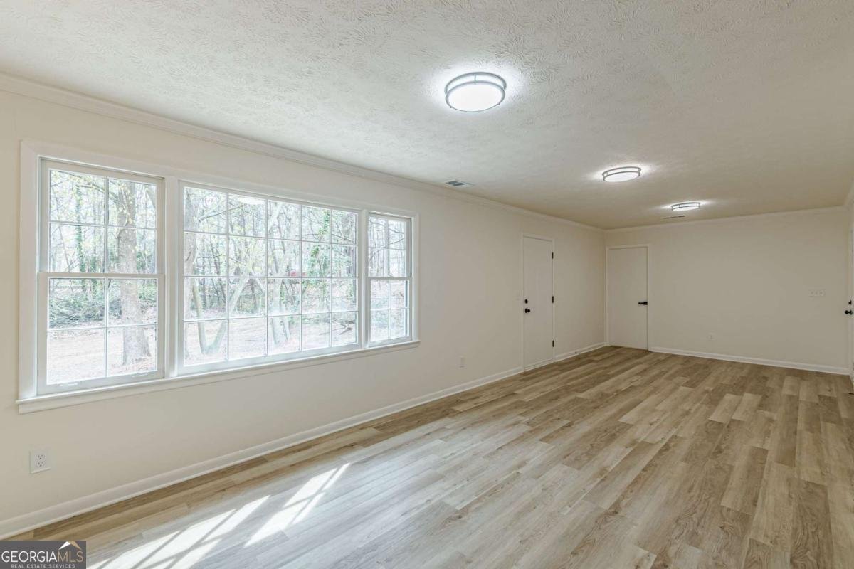 7498 Helms Court Jonesboro - Photo 38