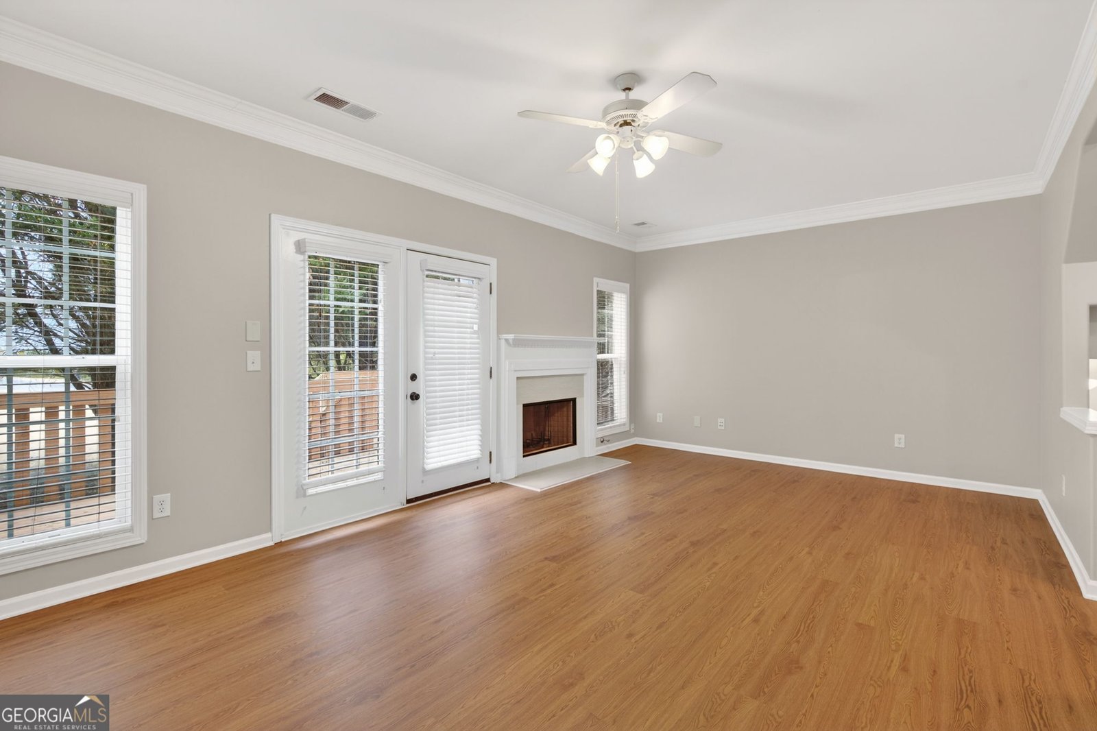 1186 Lake Point Way Suwanee - Photo 12