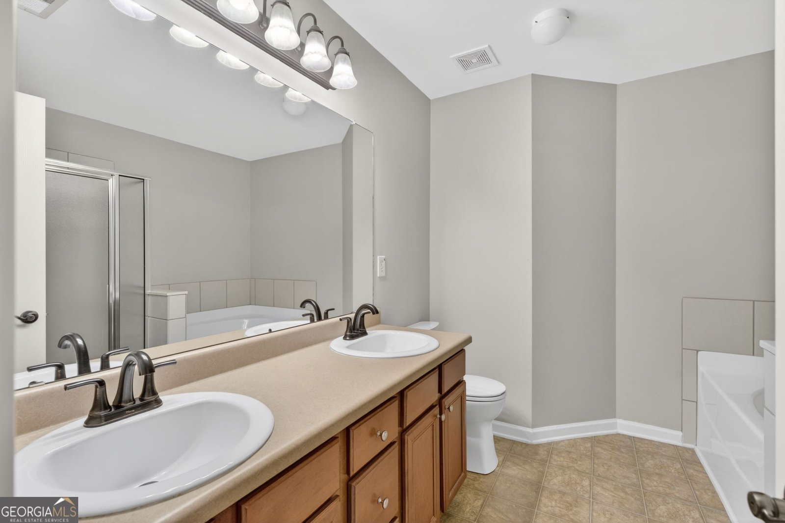 1186 Lake Point Way Suwanee - Photo 23