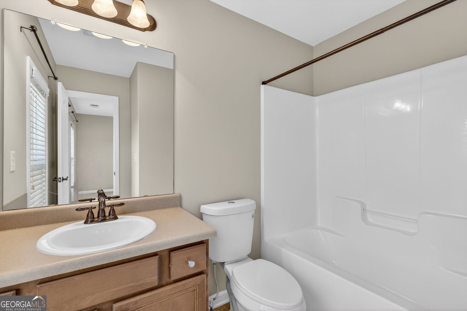 1186 Lake Point Way Suwanee - Photo 29