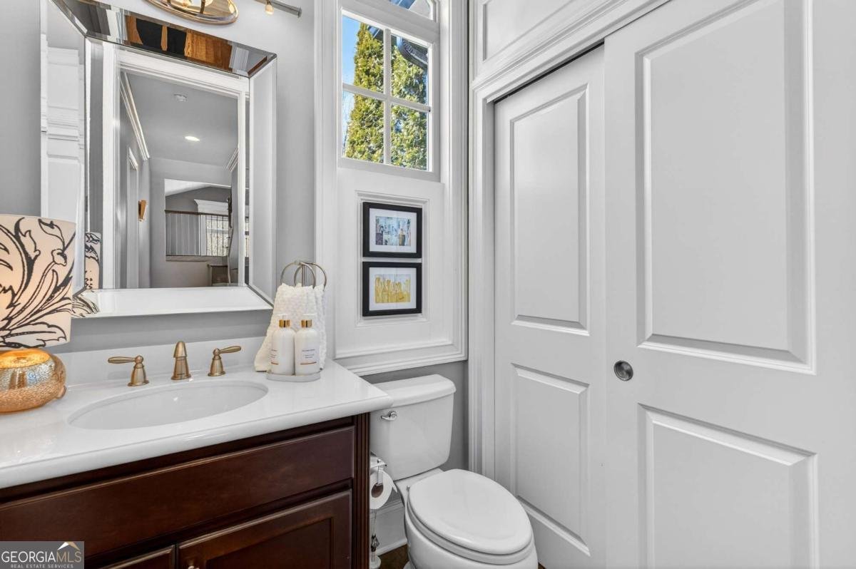 3114 Heybridge Lane Milton - Photo 45