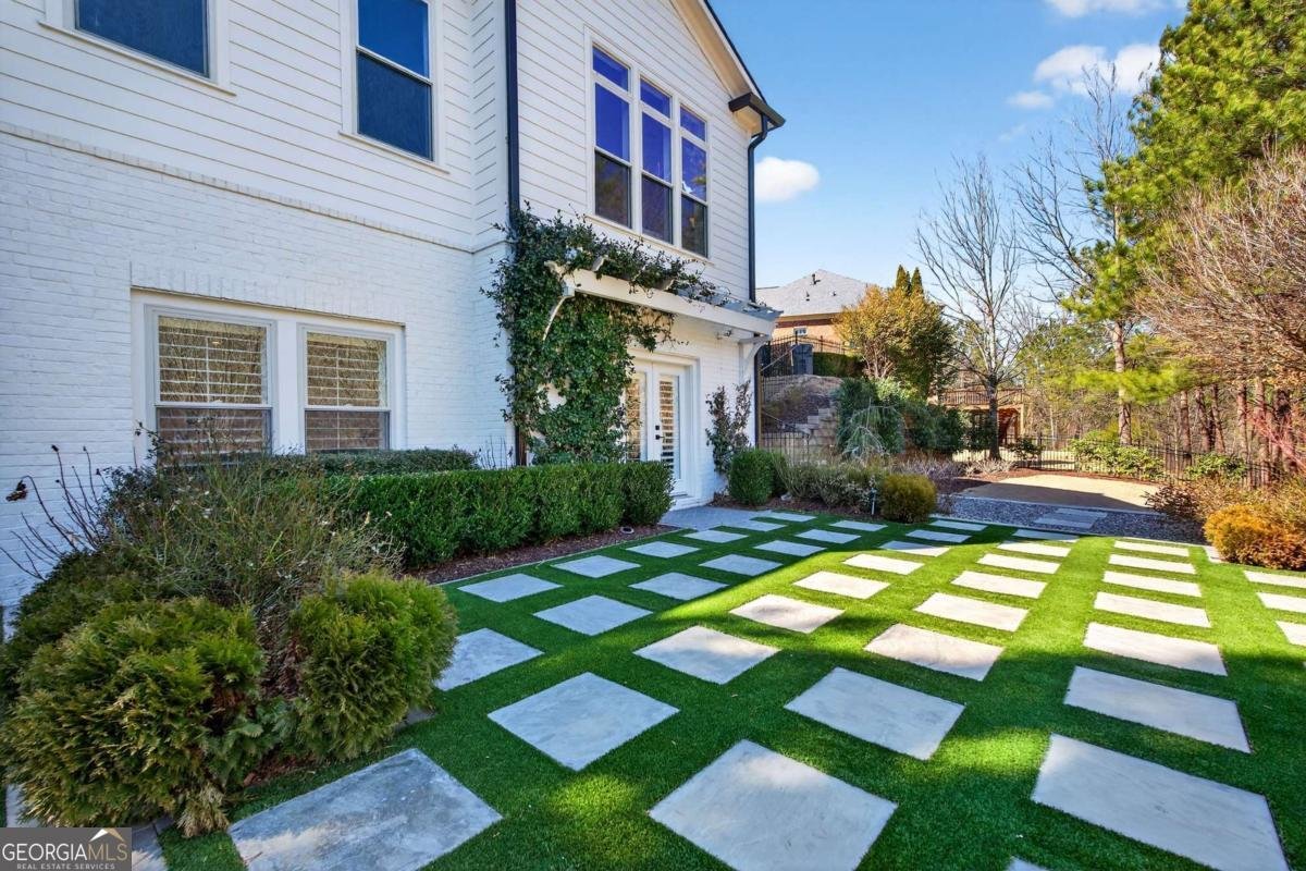 3114 Heybridge Lane Milton - Photo 74