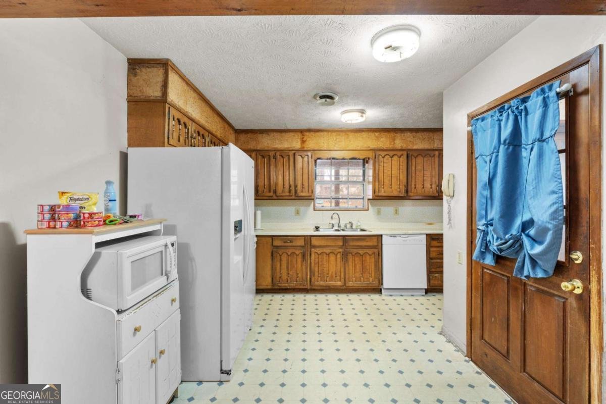 5890 Avenue Of Redwoods Atlanta - Photo 9