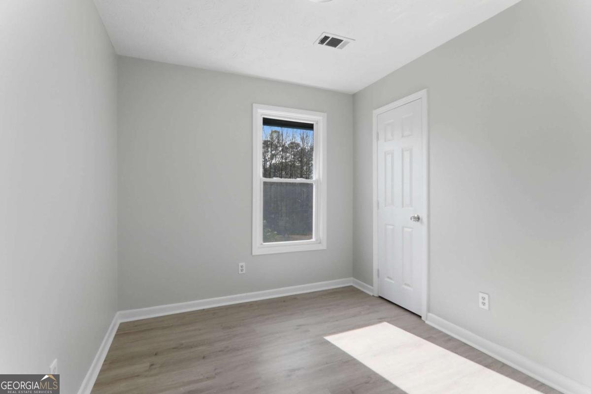 499 Strickland Court Lawrenceville - Photo 10