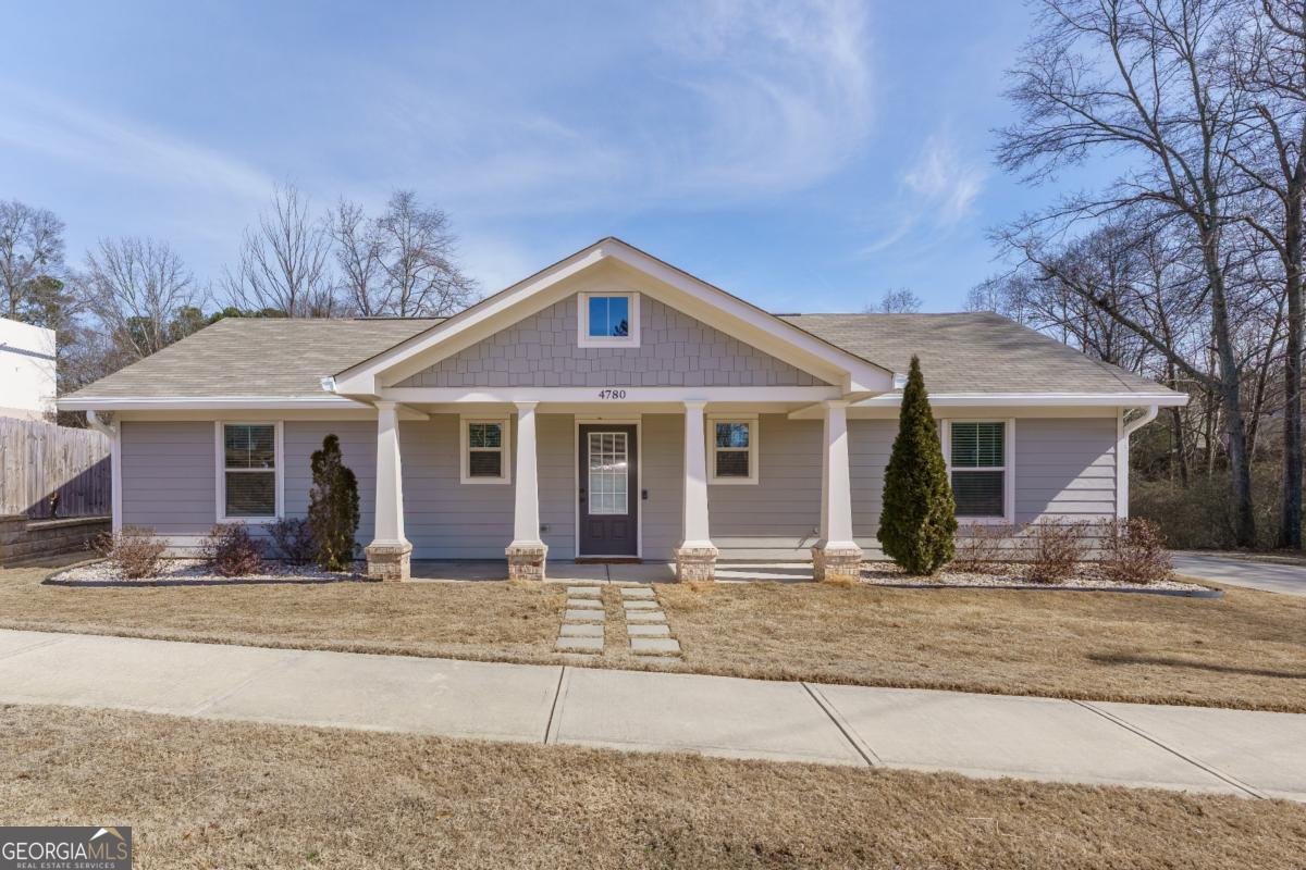 4780 Cantrell Road Flowery Branch - Photo 1