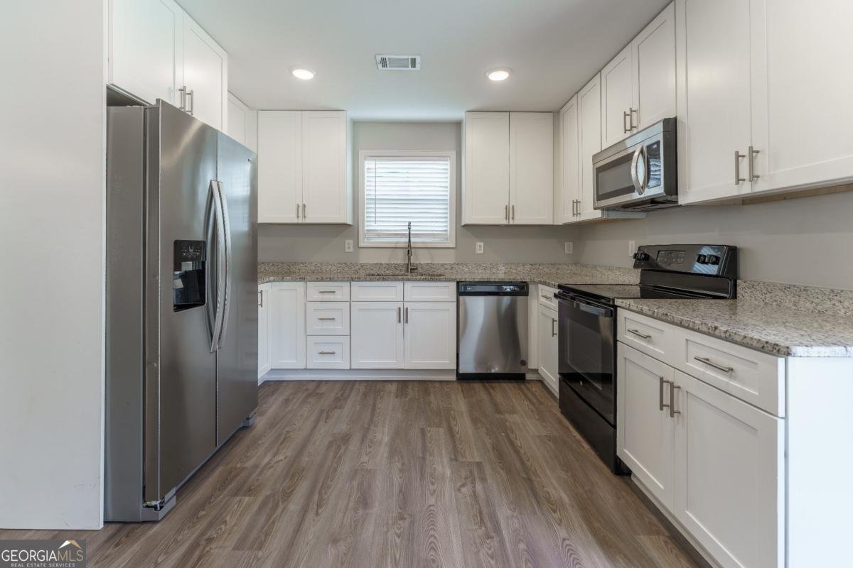 4780 Cantrell Road Flowery Branch - Photo 13