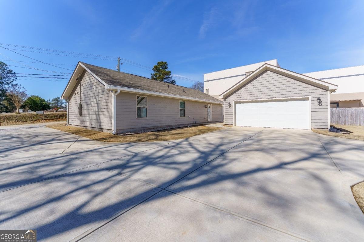 4780 Cantrell Road Flowery Branch - Photo 28