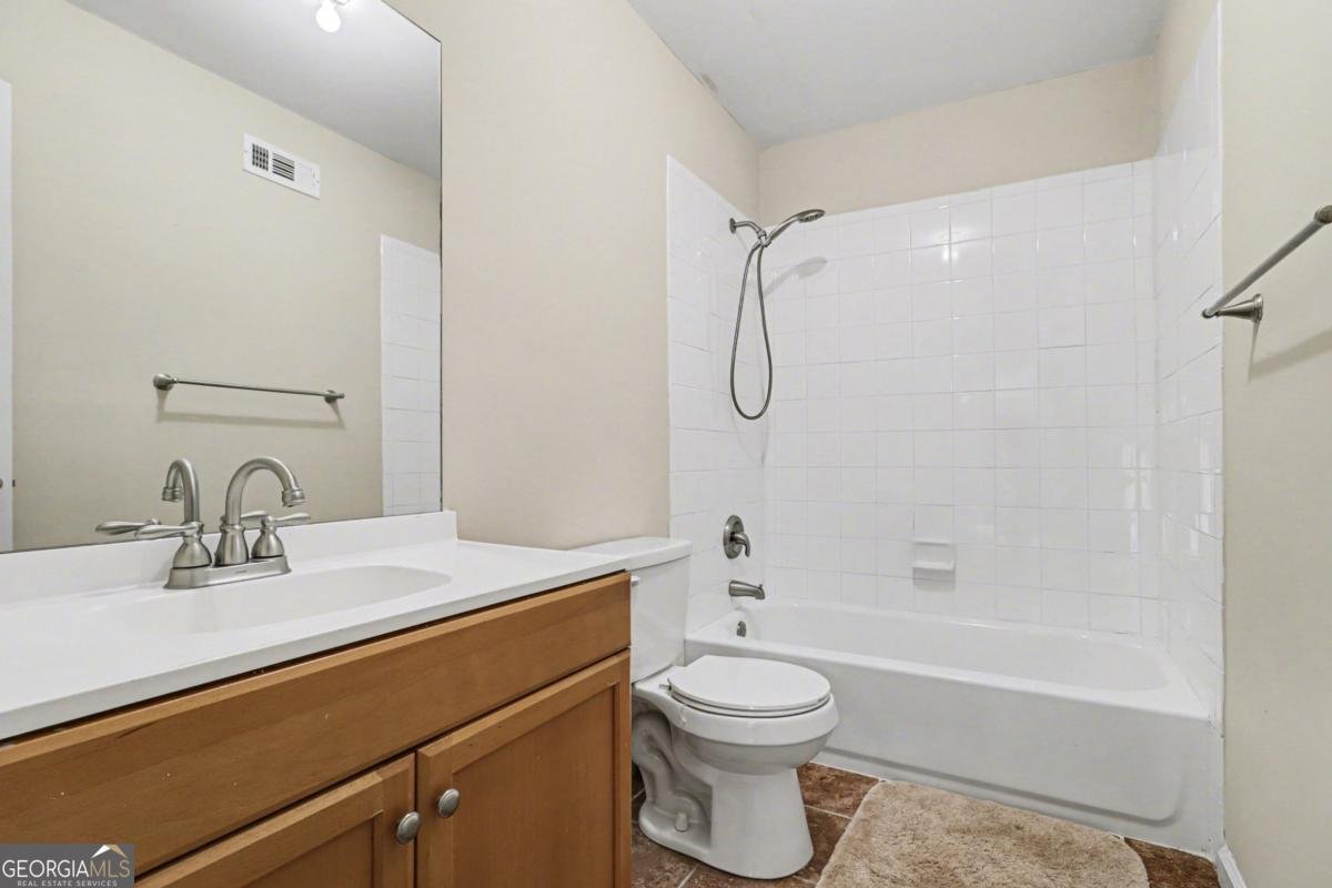 1940 Lancaster Drive Conyers - Photo 33