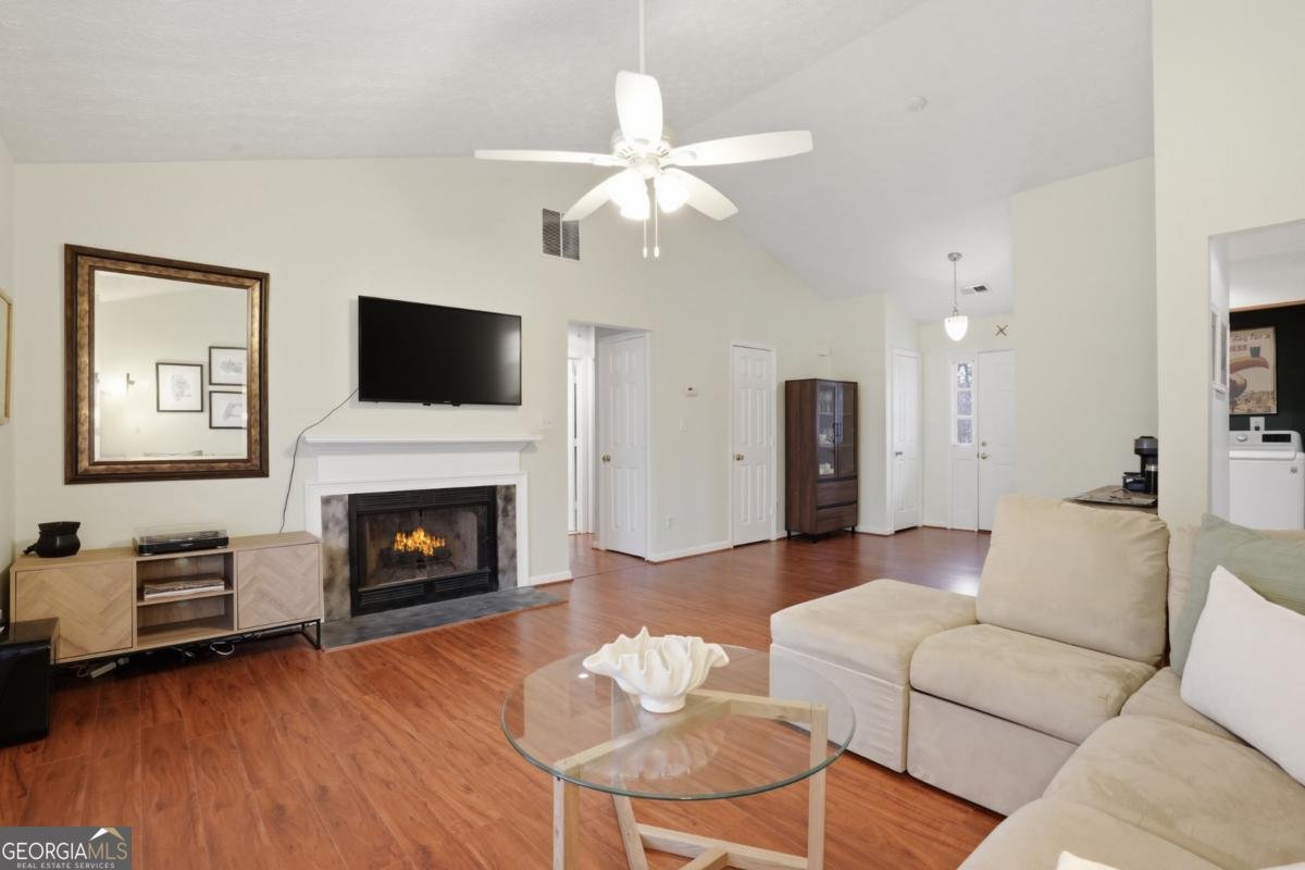 11345 Abbotts Station Drive Johns Creek - Photo 12