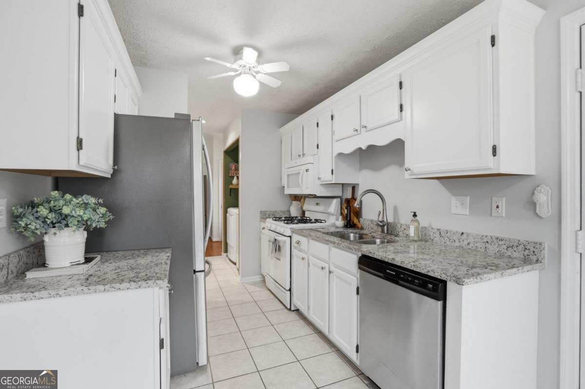 11345 Abbotts Station Drive Johns Creek - Photo 9