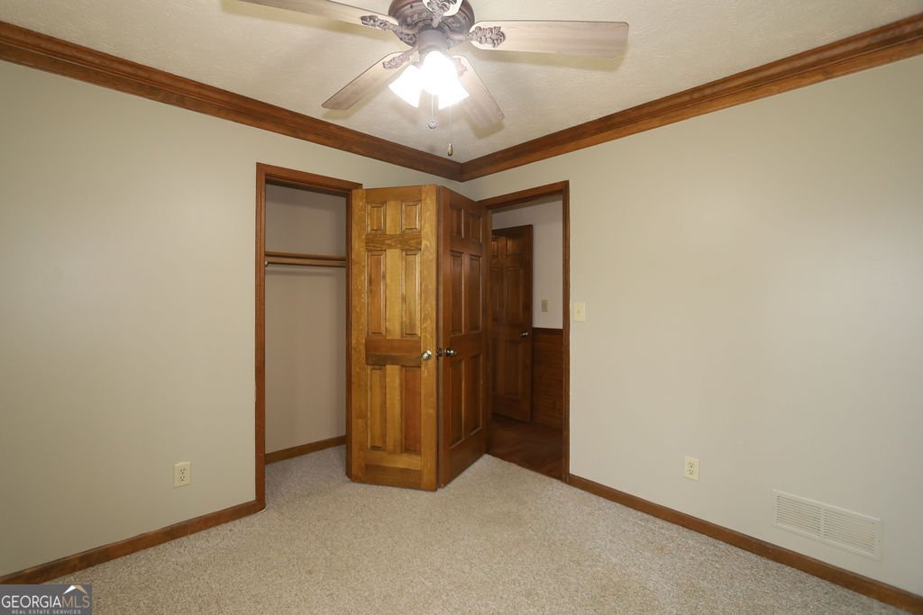 275 Roberts Road Covington - Photo 18