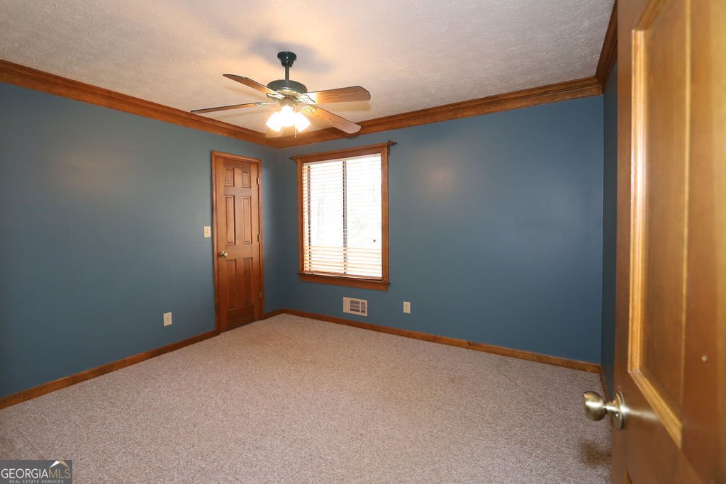 275 Roberts Road Covington - Photo 20