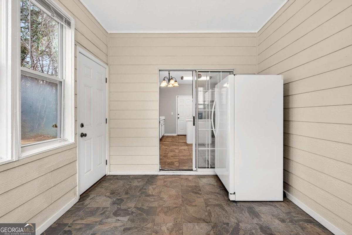 434 Holland Springs Drive Powder Springs - Photo 18