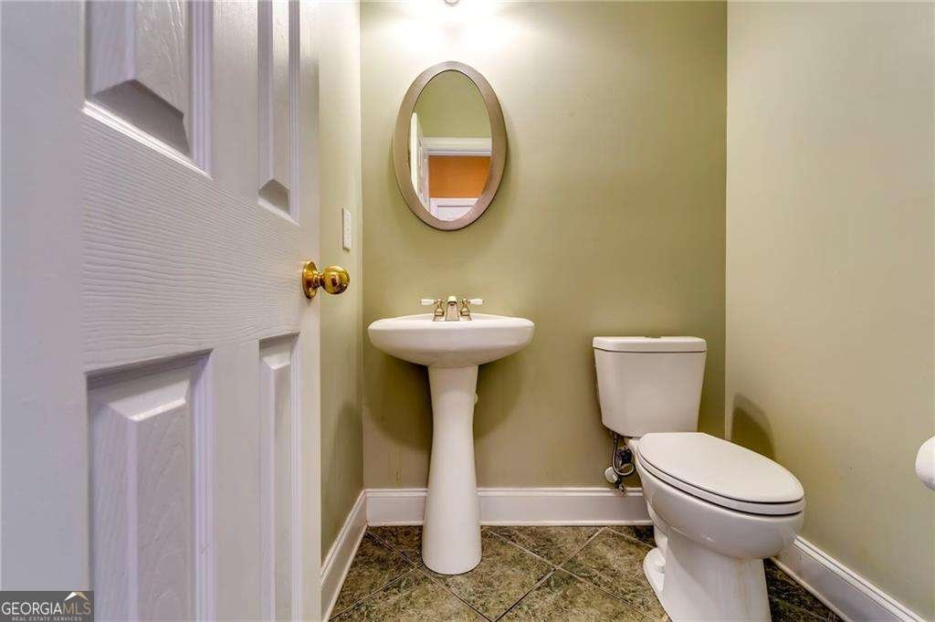 2860 Weatherstone Circle Conyers - Photo 18