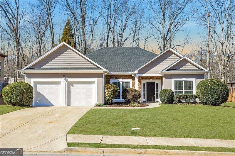 2919 Heritage Oaks Circle Dacula - Photo 1