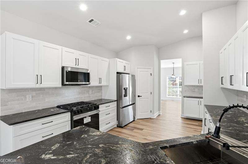 2919 Heritage Oaks Circle Dacula - Photo 6