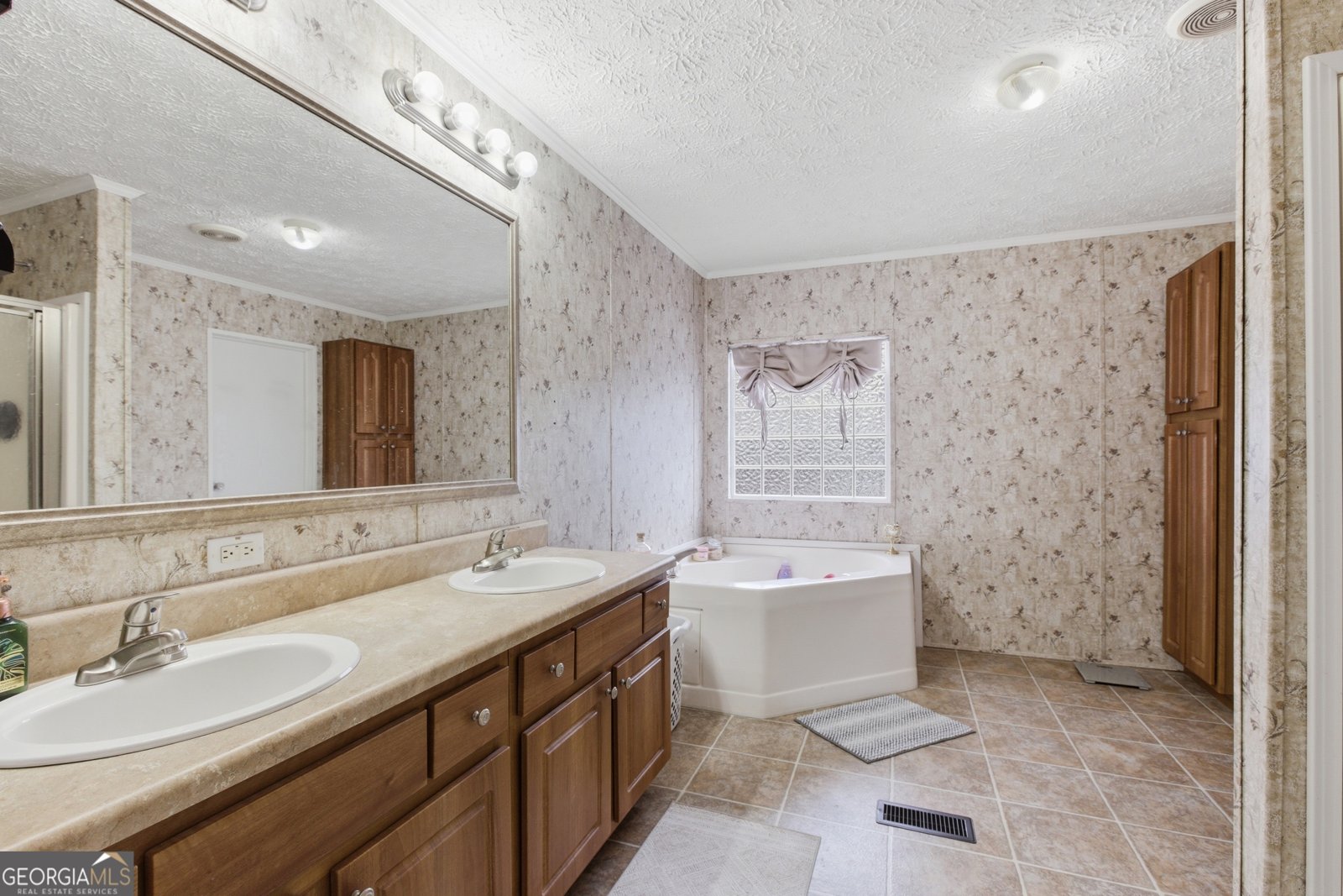 611 Dooley Road Clarkesville - Photo 13