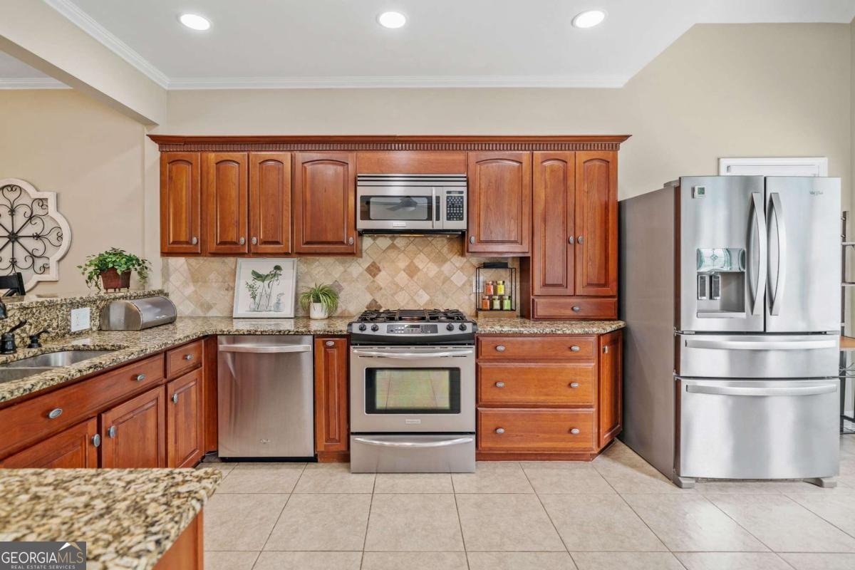 425 Chadwick Place Canton - Photo 16