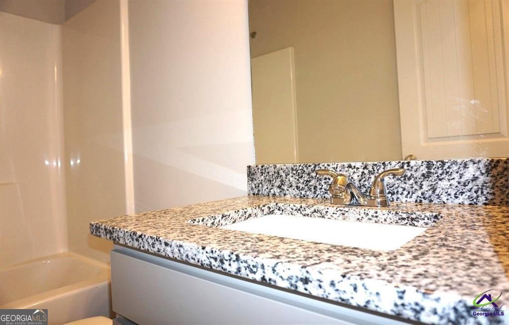 121 Bluecoat Trail Byron - Photo 11