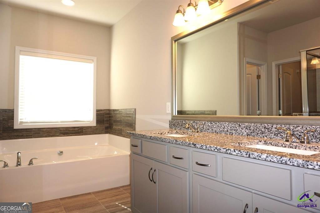 121 Bluecoat Trail Byron - Photo 15