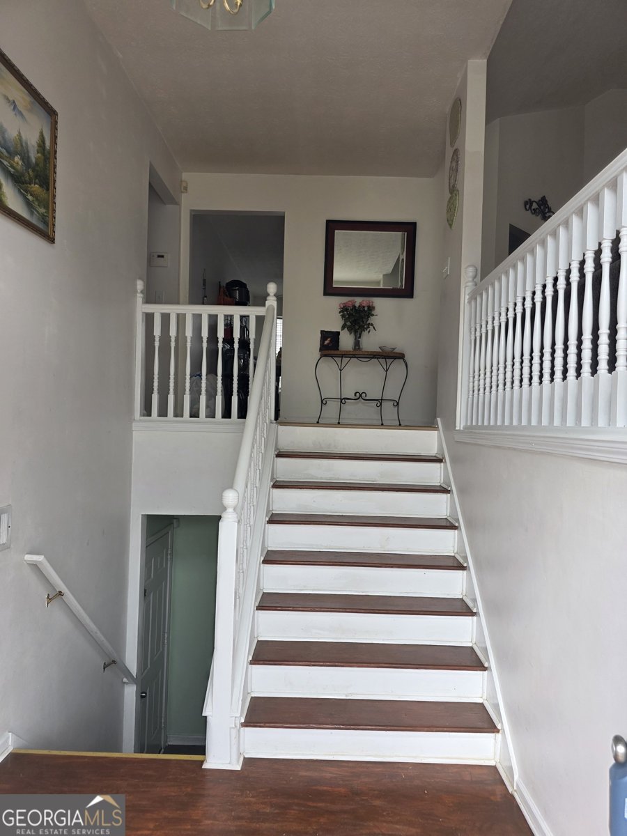 4082 Water Hole Court Douglasville - Photo 10