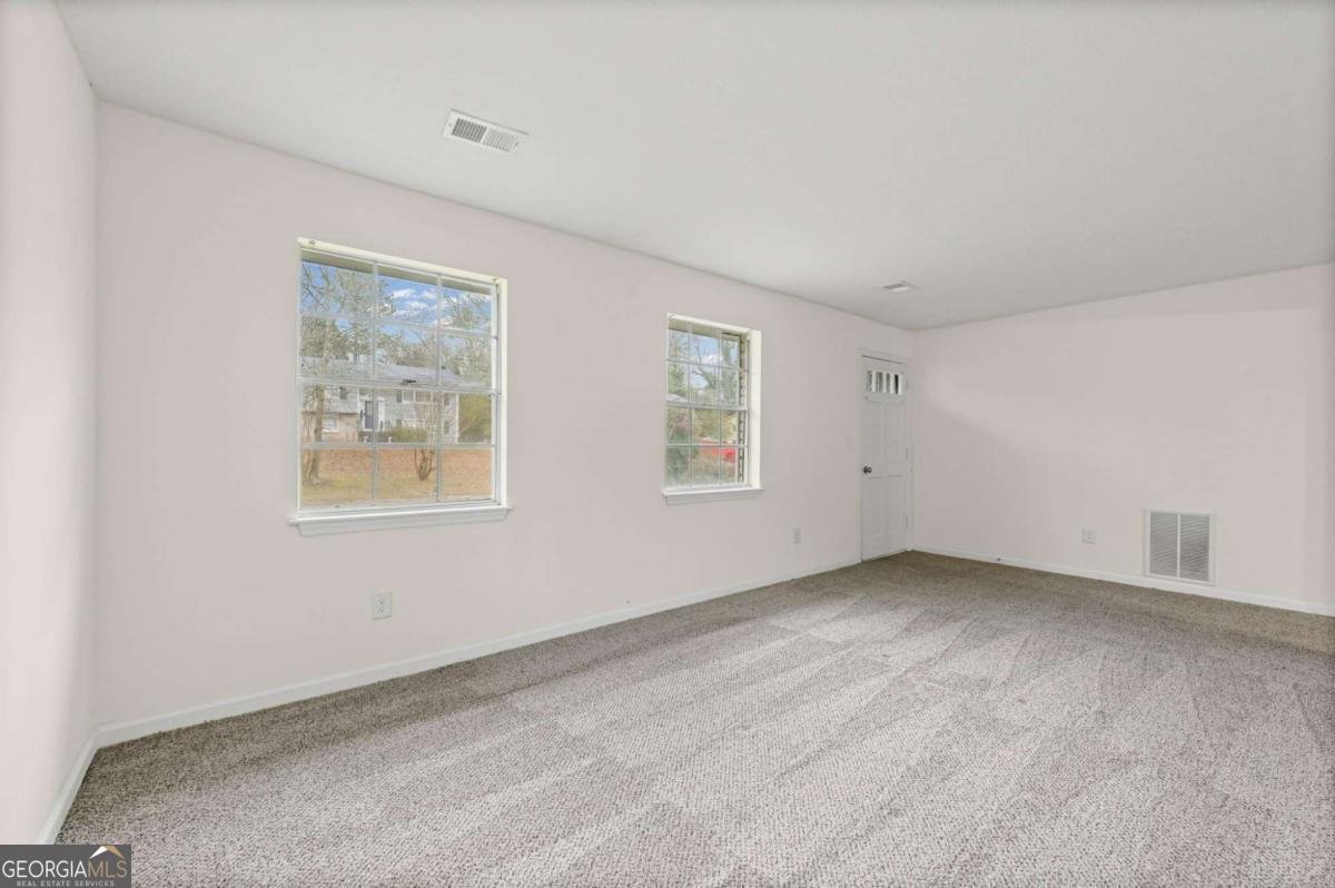 1776 Tilden Avenue Jonesboro - Photo 6