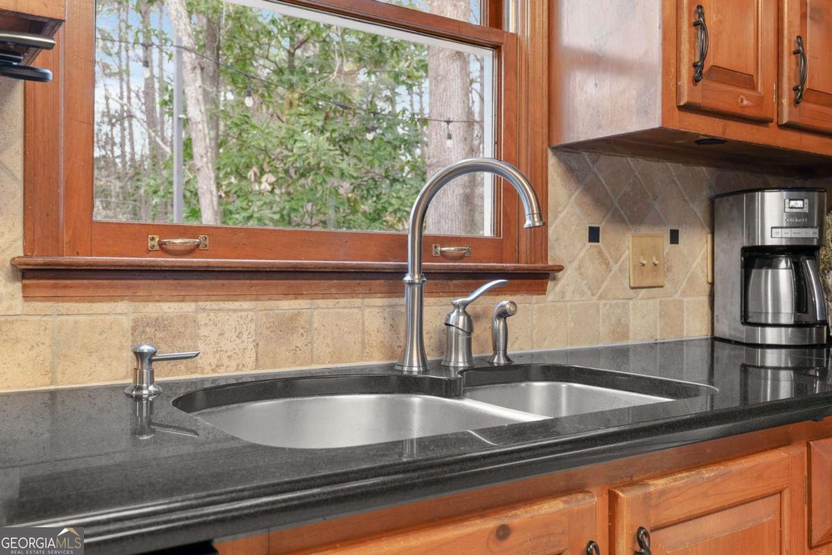 3033 Coach Lane Marietta - Photo 14