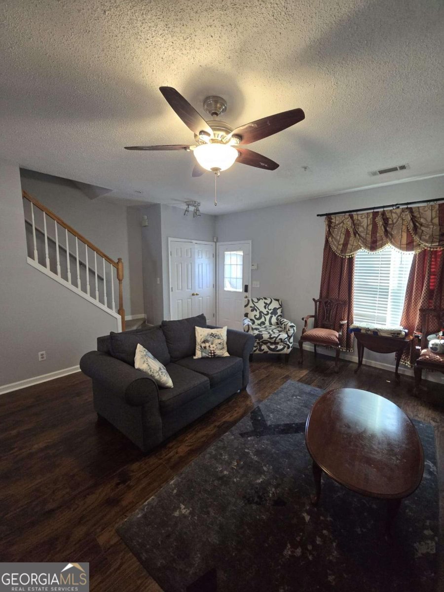 1090 Kilmington Court Alpharetta - Photo 7