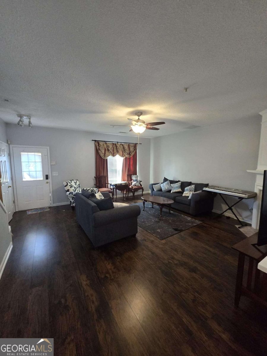 1090 Kilmington Court Alpharetta - Photo 8