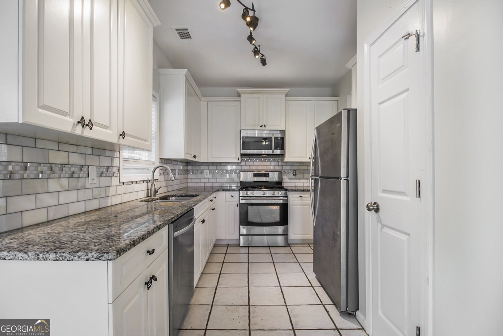 5035 Villas Terrace Stone Mountain - Photo 8