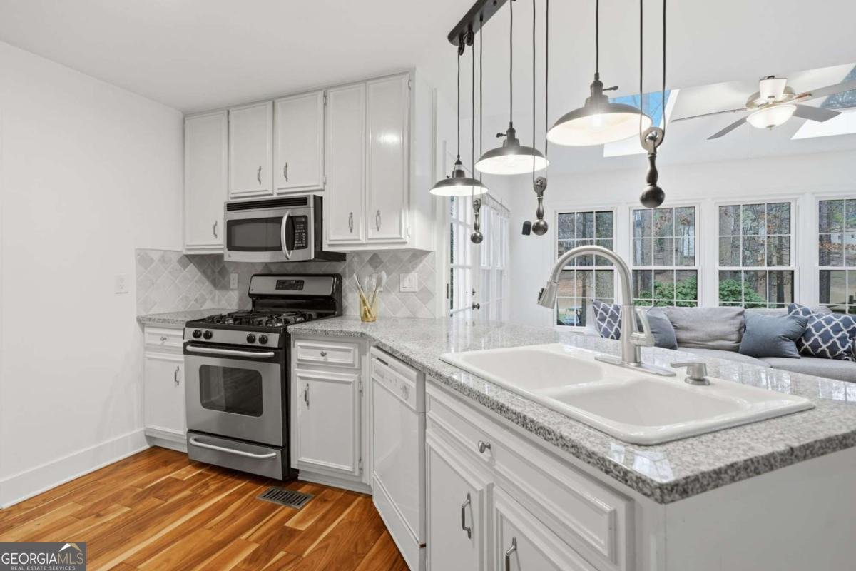 618 Wedgewood Drive Woodstock - Photo 17