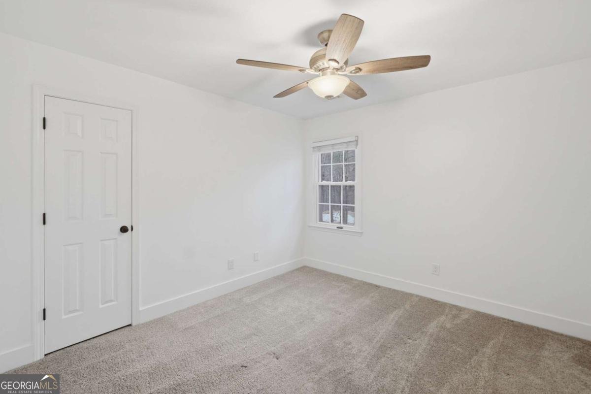 618 Wedgewood Drive Woodstock - Photo 33