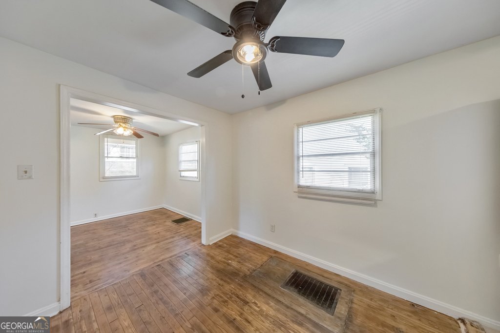 1776 Spring Avenue East Point - Photo 9