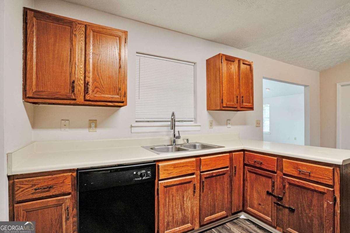 4342 Wrexham Court Snellville - Photo 9