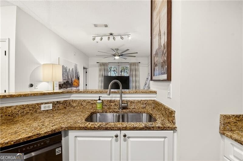 10 Perimeter Summit Boulevard Brookhaven - Photo 10