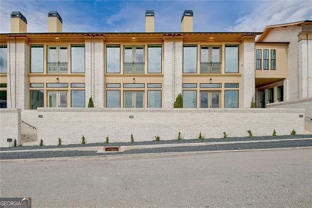 190 Rolison Way Fayetteville - Photo 1