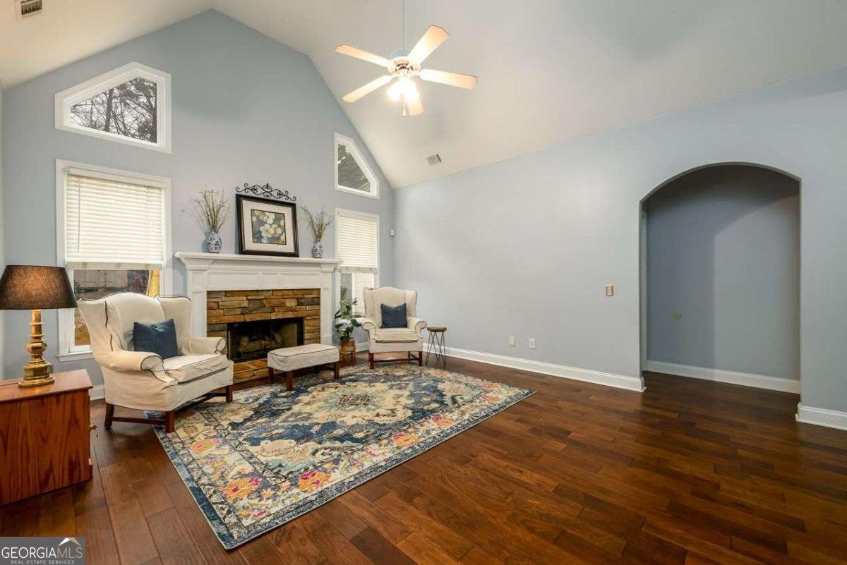 284 Graymist Path Loganville - Photo 8