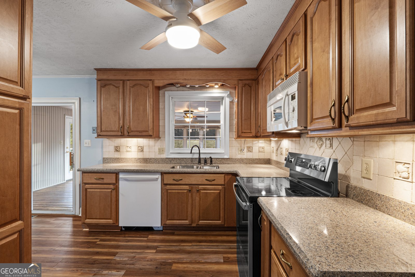 7085 Hobgood Road Fairburn - Photo 8