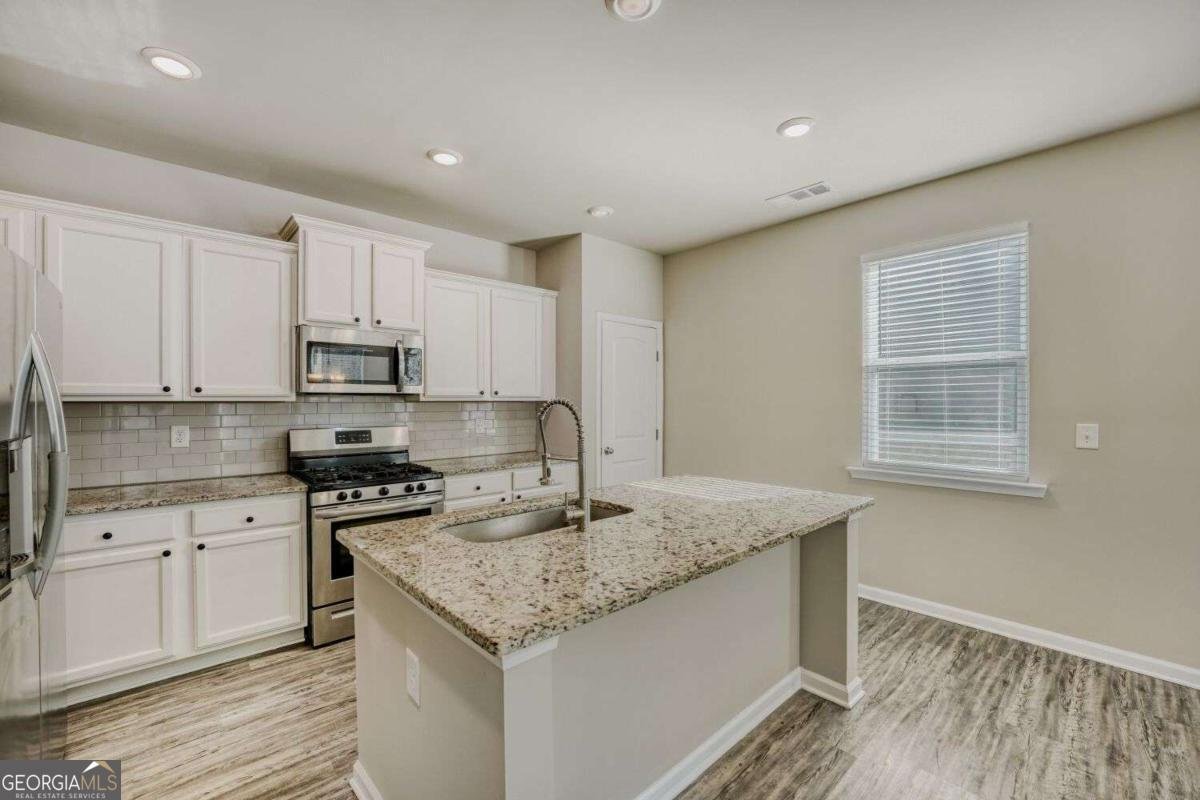 626 Royal Crest Court Canton - Photo 11