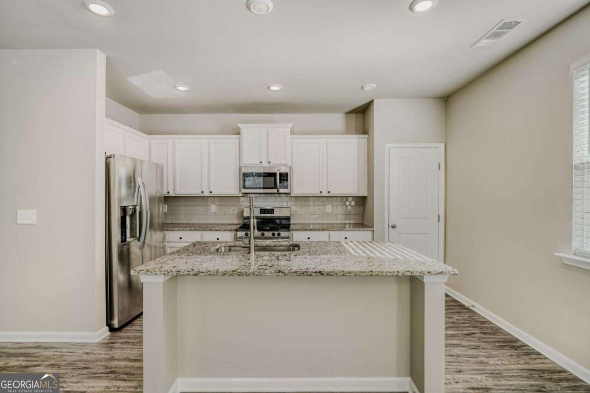 626 Royal Crest Court Canton - Photo 13