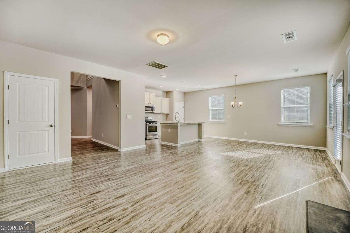 626 Royal Crest Court Canton - Photo 7