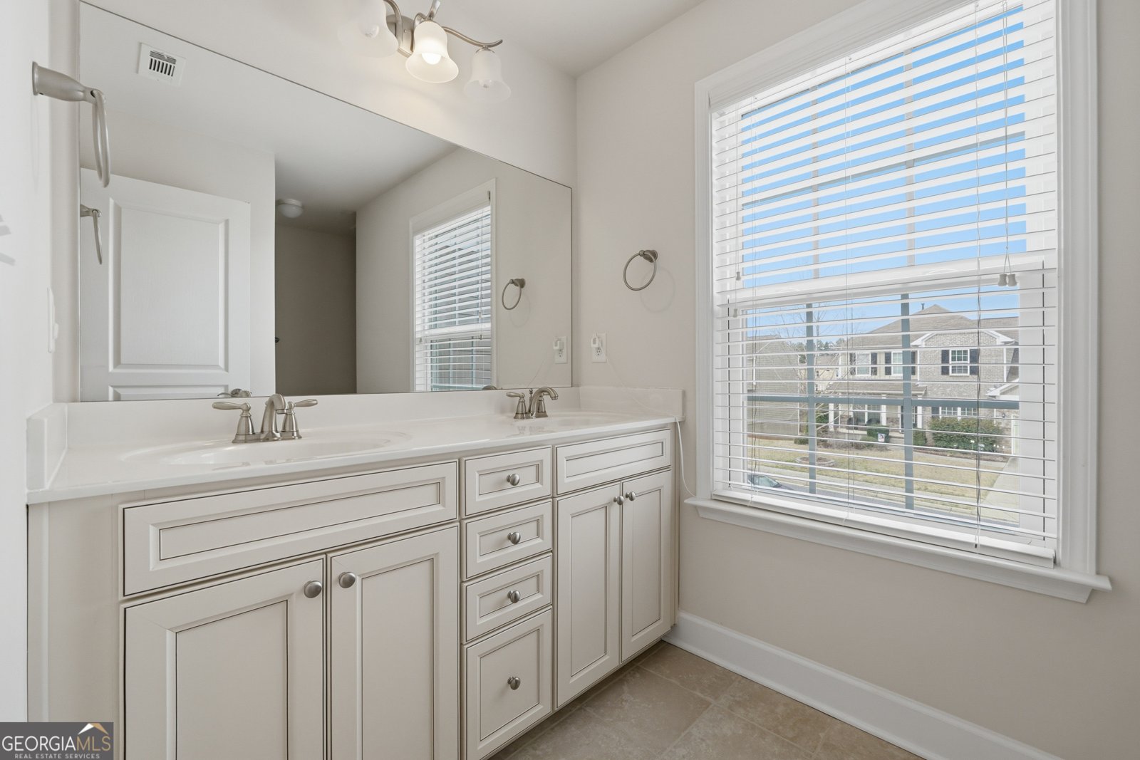 418 Spring View Drive Woodstock - Photo 24