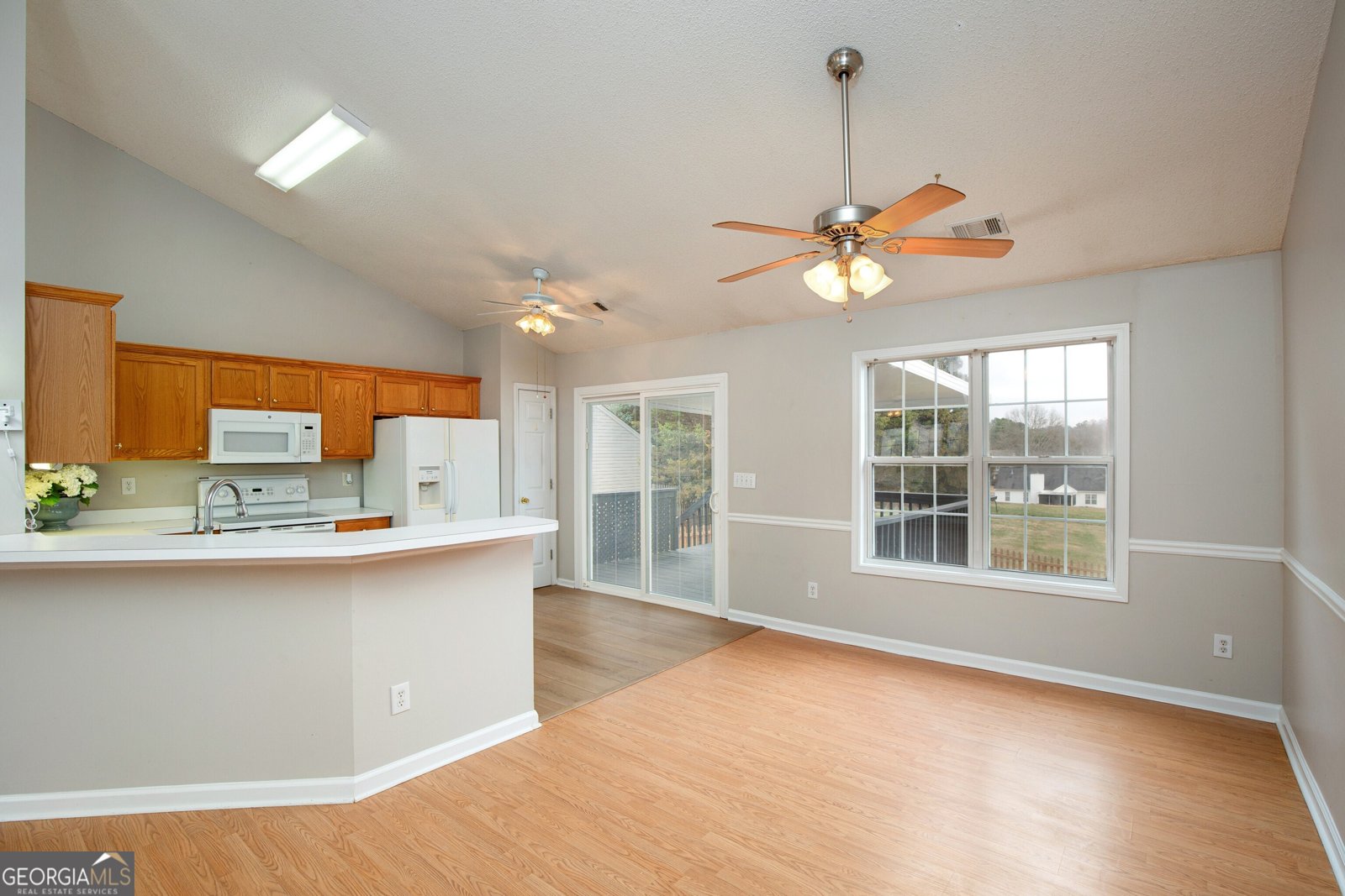 8440 River Bluff Place Ball Ground - Photo 16