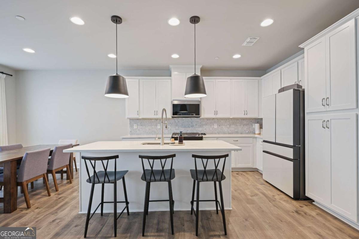 354 Hayden Circle Woodstock - Photo 6