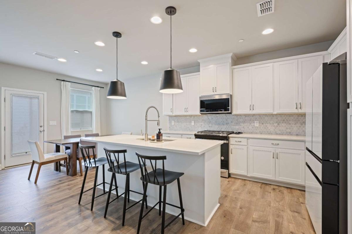 354 Hayden Circle Woodstock - Photo 9