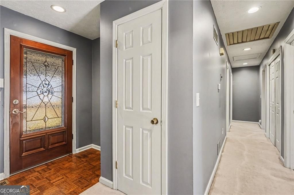 5088 Ravenwood Drive Marietta - Photo 6