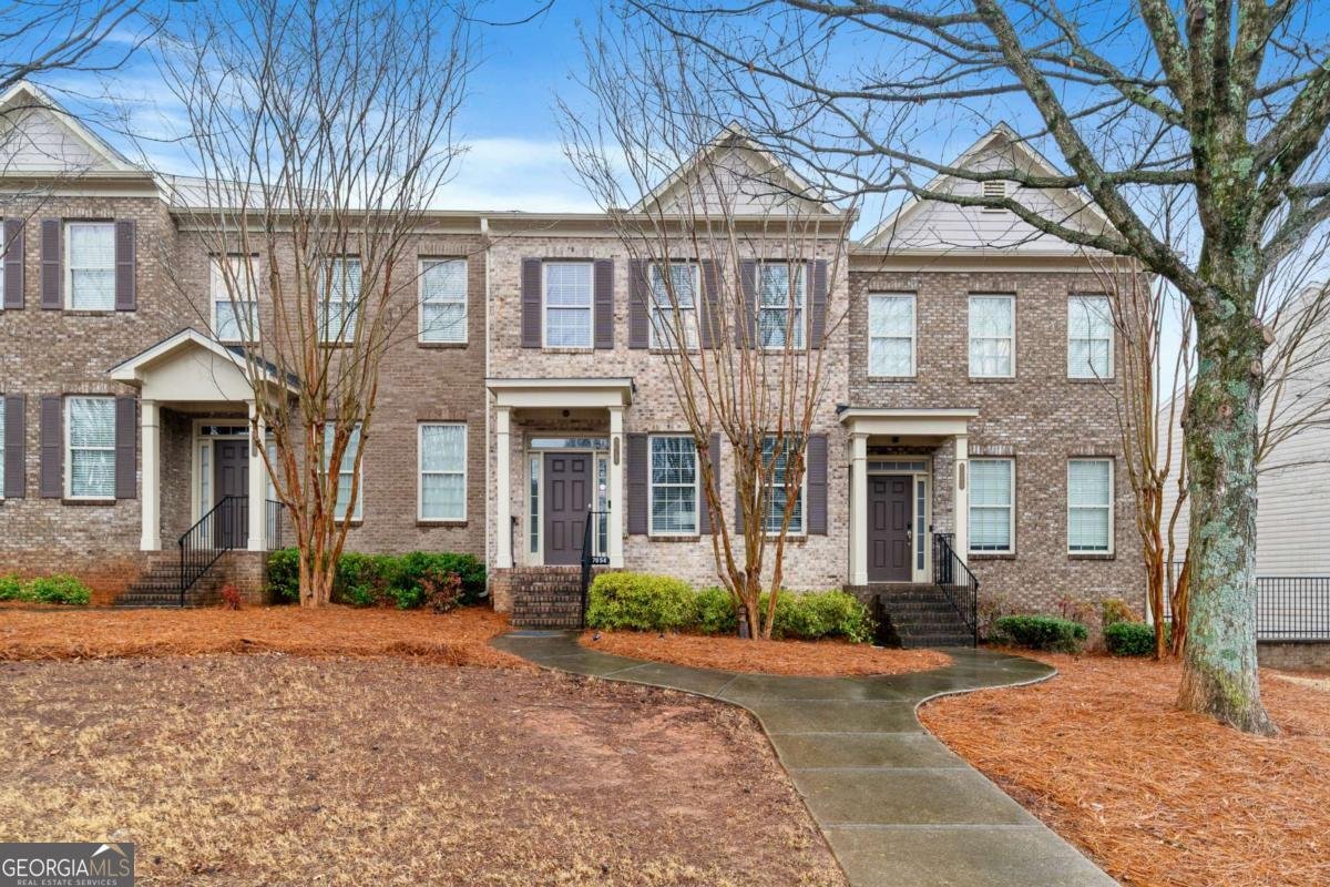 7054 Elmwood Ridge Court Atlanta - Photo 1