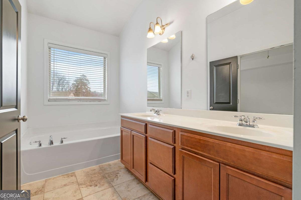 7054 Elmwood Ridge Court Atlanta - Photo 25