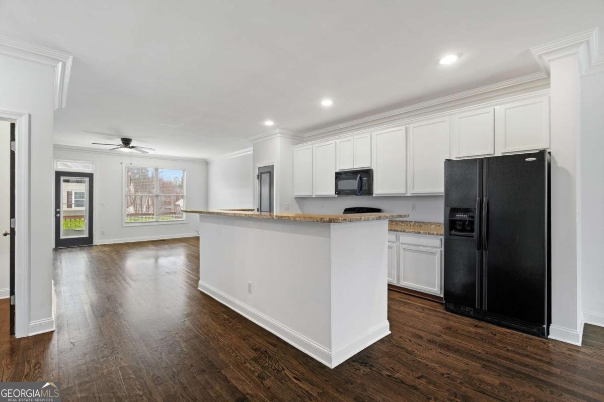 7054 Elmwood Ridge Court Atlanta - Photo 8